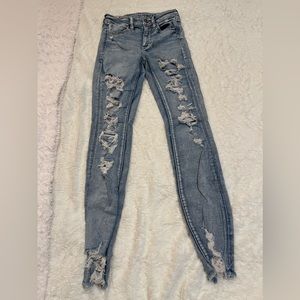 American Eagle ripped skinny Jean! Size:2(long), Color:Blue